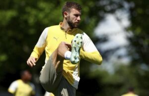 Pavlovic e le sirene inglesi: il futuro del difensore rossonero tra ambizioni e mercato
