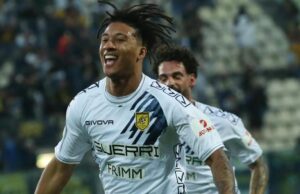 Zeroli: Il giovane talento che illumina la Juve Stabia con il sogno Milan