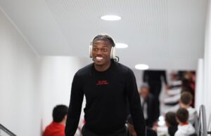 L’ultima recita di Leao a San Siro: tra leggerezza, pressioni e una stagione che chiede ascolto