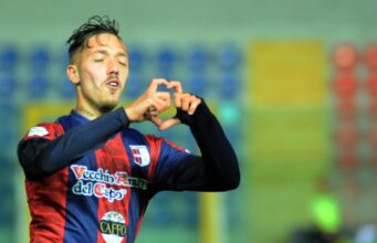 Emmausso al Cosenza: 11 gol e una scelta sul futuro