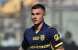 Parma-Sassuolo: vigilia di una sfida decisiva tra assenze pesanti e una scelta in porta innovativa