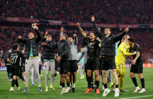 Incidenti dopo Bayern-Psg: bilancio drammatico e riflessioni sulla sicurezza nelle celebrazioni sportive