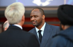 Vieira lascia il Genoa e si prepara a un nuovo ruolo in televisione