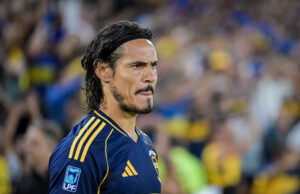 Matador d’addio: Cavani lascia Boca Juniors e segna l’eredità di una stagione indimenticabile