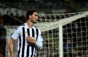 Vlahovic-Juve: firma o addio, tra contratto, pressioni e una possibile alternativa in corsa