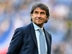 Juventus sotto pressione: i piani di mercato tra Kolo Muani, Dibu Martinez e la sfida Vlahovic