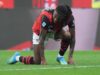 Il Milan tra nodo Leao, rientri dai prestiti e l’attesa di una guida tecnica: scenari di mercato e bilancio