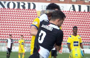 Pianese e Luca Simeoni: nove anni di leadership, una famiglia di colori e l’attesa dei playoff