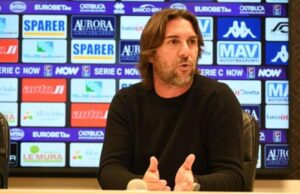 Triestina tra rinascita e strategia: Ferrarese in pole position per guidare la nuova era in Serie D