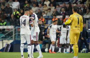 Cagliari: pavoletti lascia la squadra, la fascia passa a Deiola e una nuova leadership prende forma