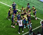Argentina spezza i cuori dell’Inghilterra: una doppietta all’ultimo minuto in una semifinale mondiale dallo spettacolo feroce