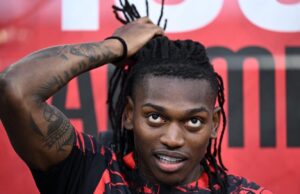 La strana estate di Leao: tra desiderio di partire e dubbi sul mercato, il Milan punta Karetsas