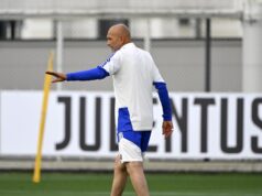 Spalletti tra caldo, tatuaggi e polemiche: analisi di un raduno che divide i tifosi