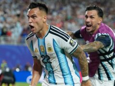 I compagni dell’Inter intorno a Lautaro: nel ritiro tedesco si guarda la finale Spagna-Argentina
