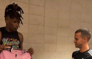 La maglia rosa della Juventus: stile, wrestling e una nuova era di marketing globale