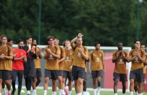 Il Milan blinda i gioielli: rinnovi fino al 2031 per Camarda e Comotto con opzione 2032